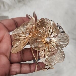 House of Harlow 1960 Gold Floral Petal Bracelet